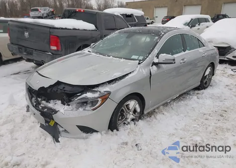 2014 Mercedes-Benz Cla 250 z USA, uszkodzony, nr VIN WDDSJ4EB4EN069166